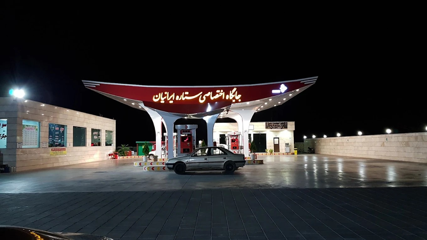 افتتاح 4 باب جایگاه سوخت و مجموعه خدماتی رفاهی در سطح شهرستان کاشان